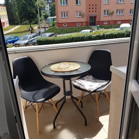 Lenka Apartment Nova Role