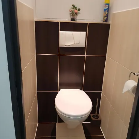 Apartment Lenka Nova Role